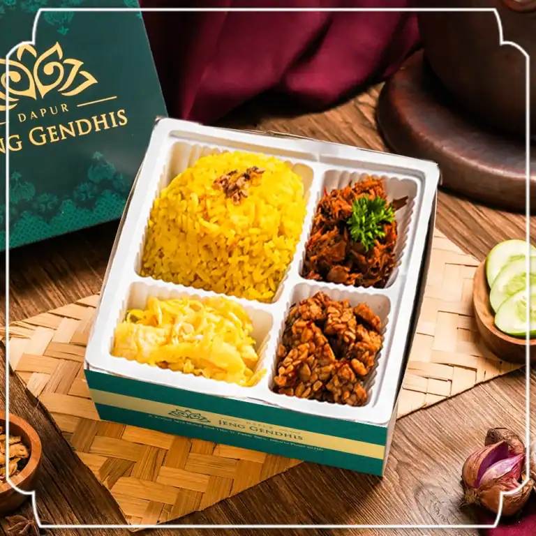 Nasi Kuning Cakalang